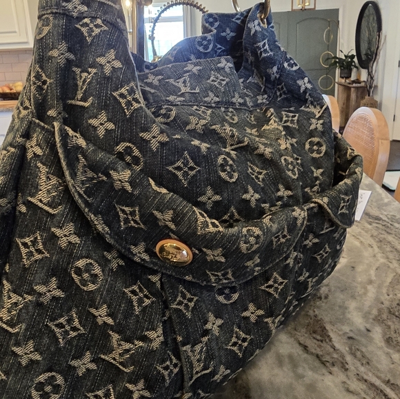 SOLD!! Louis Vuitton DENIM Daily RARE!! - Picture 4 of 11
